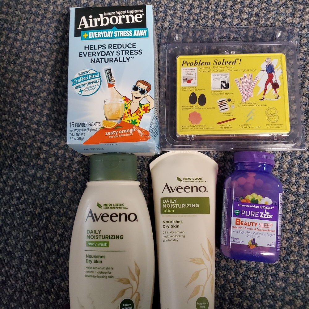 HUGE self care beauty hygiene bundle 22 items - Picture 2 of 4